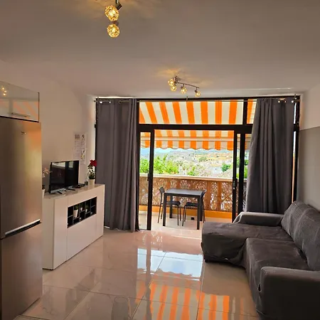 Ocean View With Breathtaking Sea View, Family Friendly, Terrace, Wifi, Sat-tv アデヘ