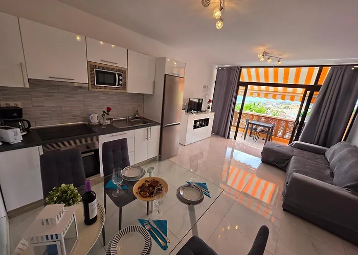 Ocean View With Breathtaking Sea View, Family Friendly, Terrace, Wifi, Sat-tv Apartmán Costa Adeje (Tenerife)